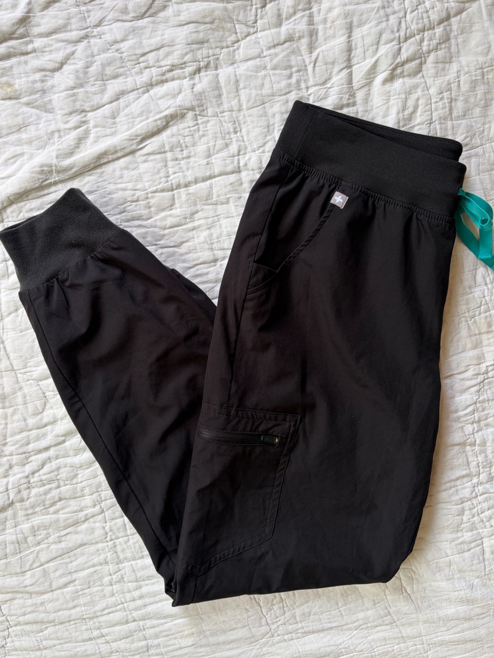 Figs Technical Collection Black Joggers with Teal Drawstring - Picture 2 of 6